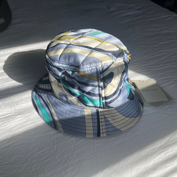 Emilio Pucci Bucket Hat